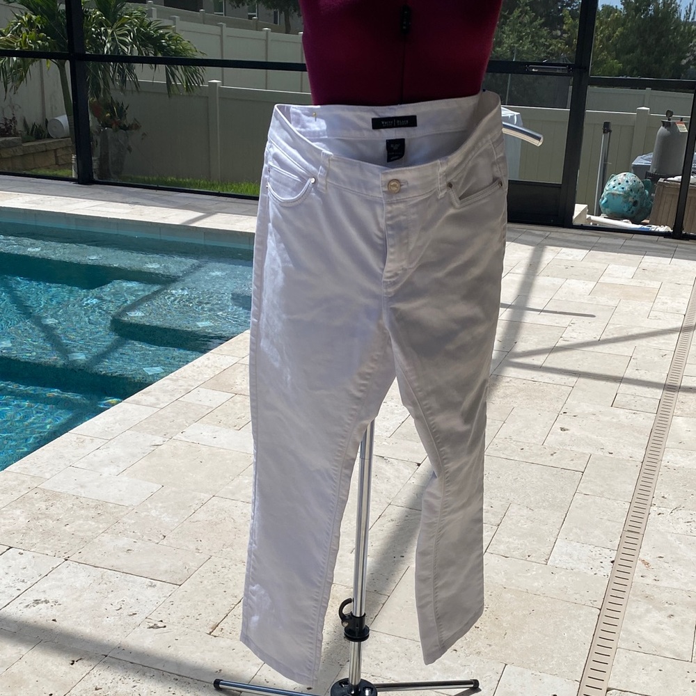 White House Black Market Women’s White Jeans.
